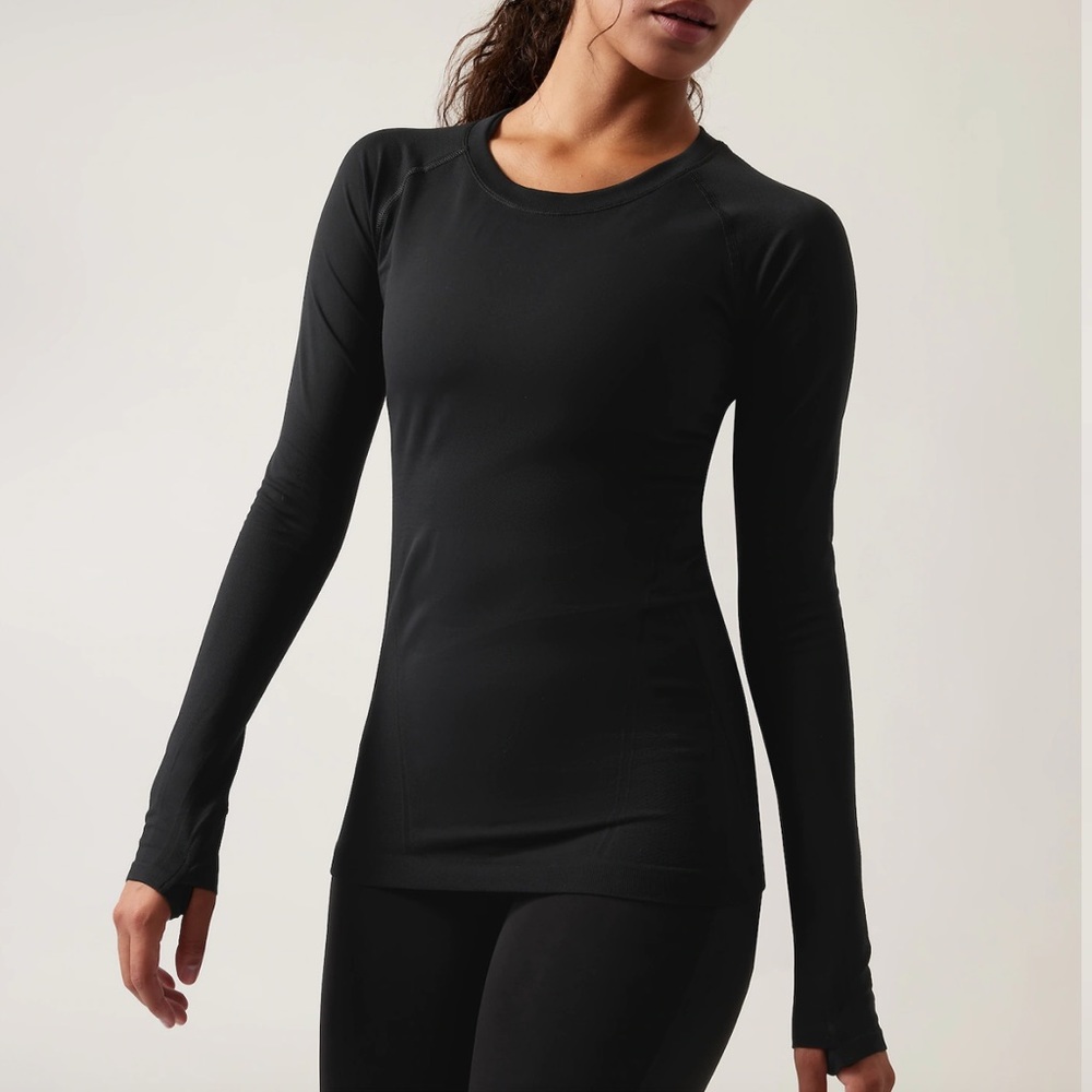 Like New Athleta Momentum Seamless Top